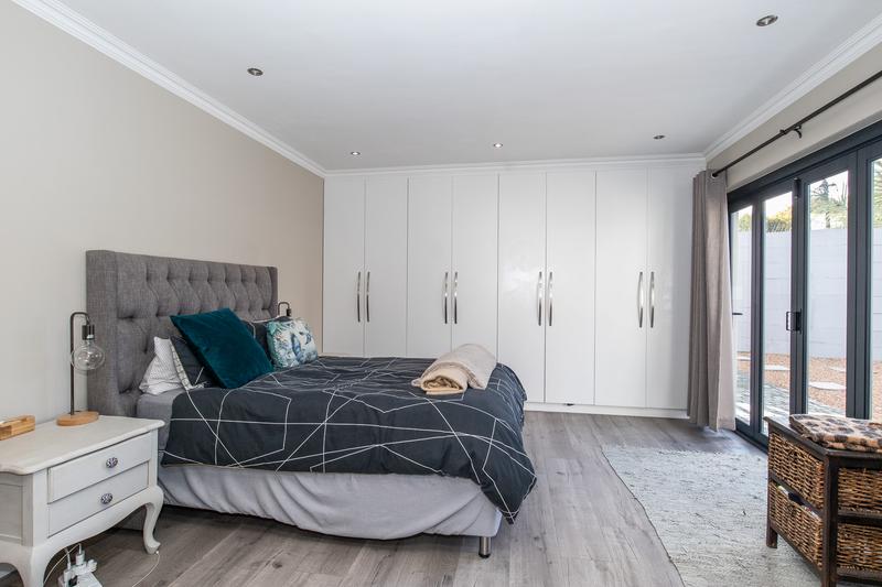 To Let 3 Bedroom Property for Rent in Constantia Western Cape